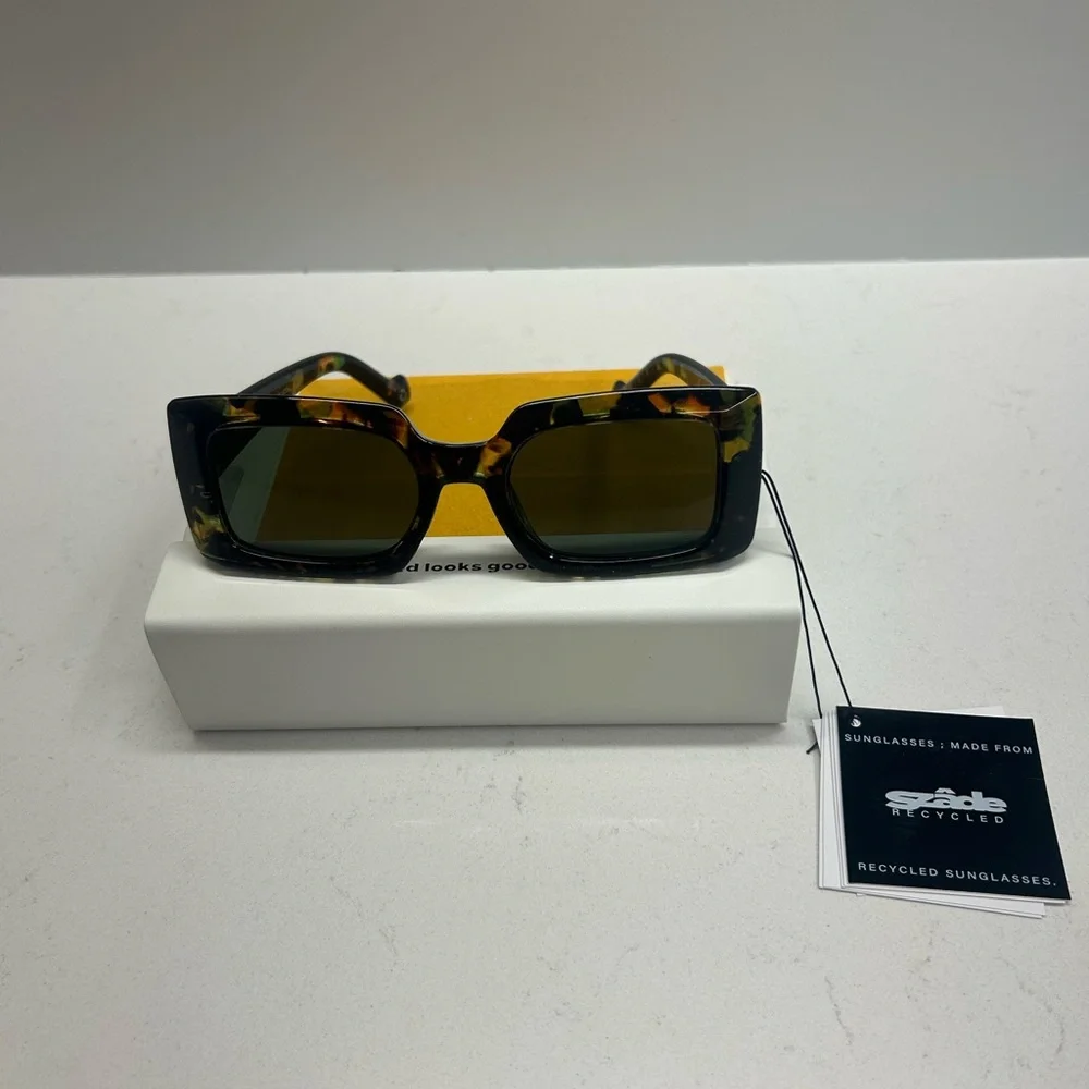Szade‎ Rectangle Retro Sunglasses